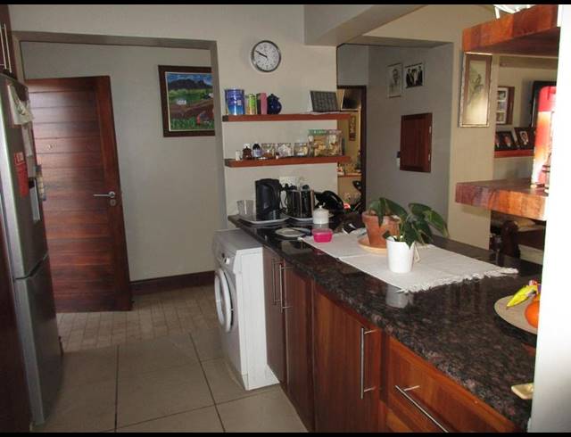 1 BEDROOM TOWNHOUSE FOR SALE IN RETIRE AT MIDSTREAM
